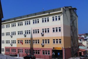 İmam Hatipte bina sıkıntısı
