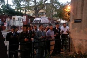 Y&uuml;zbaşı şehit cemal mezarı başında anıldı