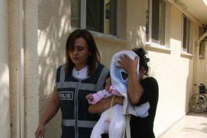 &Ouml;z&uuml;rl&uuml; kıza tecav&uuml;z iddiasıyla 13 kişi g&ouml;zaltına alındı