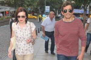 Yeni aşk mı' sorusu kızdırdı