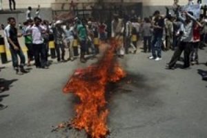 Protestcular bu kez Yemen B&uuml;y&uuml;kel&ccedil;iliği'ni bastı
