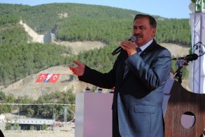 Bakan 3 b&uuml;y&uuml;k kentin su &ouml;mr&uuml;n&uuml; a&ccedil;ıkladı