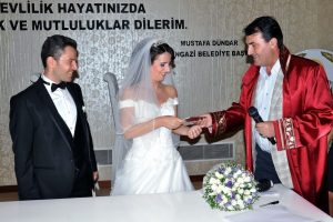 Osmangazi'ye İtalyan gelin