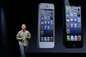 iPhone 5'te anten şoku!