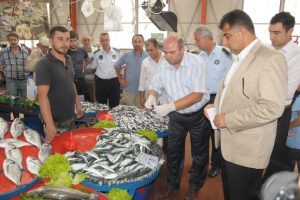 Zabıtadan balık denetimi