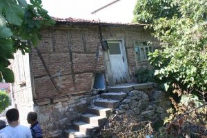 Tek başına yaşayan şahıs evinde &ouml;l&uuml; bulundu