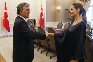 Angelina Jolie &Ccedil;ankaya K&ouml;şk'&uuml;nde