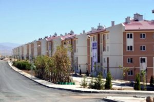 TOKİ'den "ge&ccedil; teslim" iddiasına yanıt