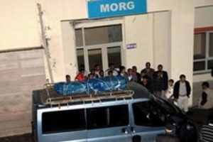 16 yaşında hamile kaldı, 8,5 aylık bebeğiyle &ouml;ld&uuml;