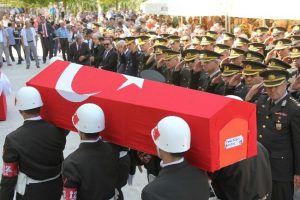 Adana şehidini uğurladı