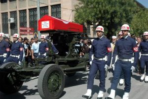 Eskişehir şehidini son yolculuğuna uğurladı