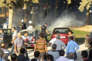 Hatay'da izinsiz g&ouml;steri