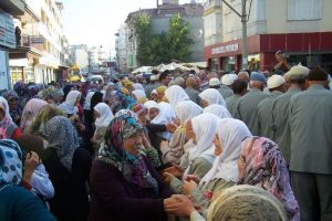 Hacı adayları dualarla uğurlandı