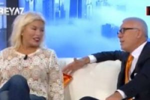 &Ouml;zk&ouml;k'&uuml;n Ajda Pekkan'ı utandıran yatak sorusu