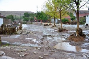 G&ouml;nen'i sel vurdu
