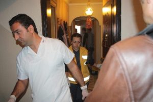 25 yaşında evinde &ouml;l&uuml; olarak bulundu
