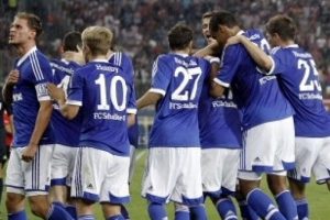 Yunanistan'da yıkımın adı Schalke!