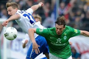 Tim Borowski'den erken veda