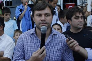 Sağlam'dan eğitime destek