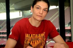 Galatasaray'da Nevriye şoku