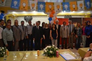 Ak Parti il&ccedil;e danışma meclisi toplantıları devam ediyor