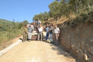 &Ccedil;ift&ccedil;i Malları Koruma Meclisi'nden tarla yollarına parke taşı