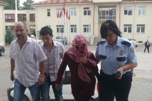 Kocasını &ouml;ld&uuml;ren kadın tutuklandı