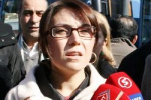 Zaman gazetesi muhabirine saldırdılar