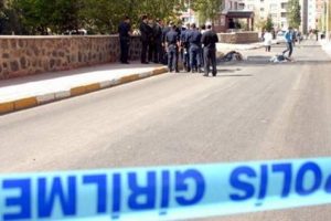 Polisin kıskan&ccedil;lık krizi kanlı bitti