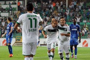 Bursaspor &ccedil;ıkışını s&uuml;rd&uuml;rmek istiyor