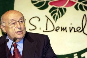 S&uuml;leyman Demirel hastaneye kaldırıldı