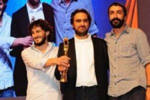 Altın Koza'yı Babamın Sesi aldı