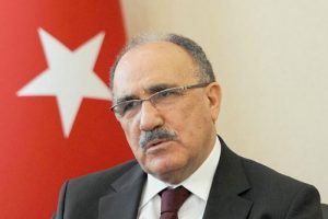Ordu siyasetin dizaynıyla uğraşmasın