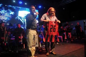 Volkan Konak hayranlarını mest etti