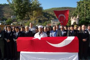 Osmaniyeli şehit polis, son yolculuğuna uğurlandı