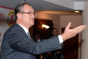 Kolaylı başkanlığı kılpayı ka&ccedil;ırdı