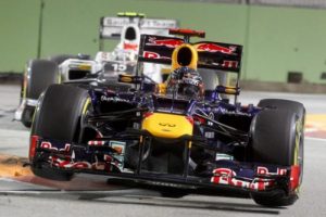 Singapur'da şampiyon Vettel