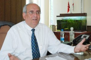 Başkan Ko&ccedil; partisinden istifa etti