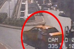 "Yol verme" kavgası kamerada