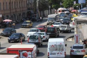 Trafikte 'eczane' &ccedil;ilesi
