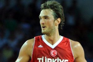 "Hedefim tekrar NBA'de oynamak"