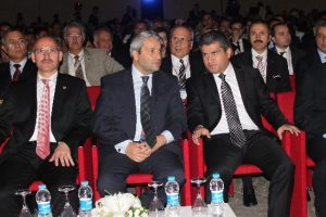 "Ter&ouml;r T&uuml;rkiye'nin hızını kesiyor"