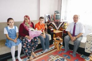 Şehit &ouml;ğretmen unutulmadı