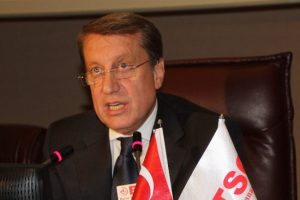 Sanayicilerden "ter&ouml;re karşı dik duralım" mesajı
