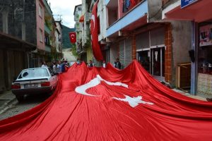 Şehit ateşi Denizli'yi yaktı