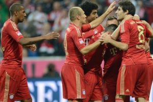 Bayern liderliği korudu