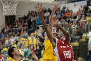 Tofaş acımadı: 76-106