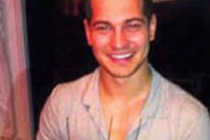 &Ccedil;ağatay Ulusoy'un etli pastası