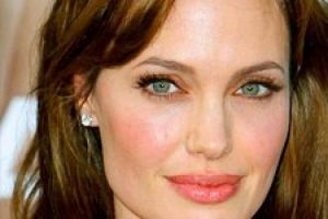 Angelina'dan hastalık a&ccedil;ıklaması