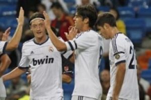 Kaka &ccedil;ıldırdı; Real Madrid 8 attı!